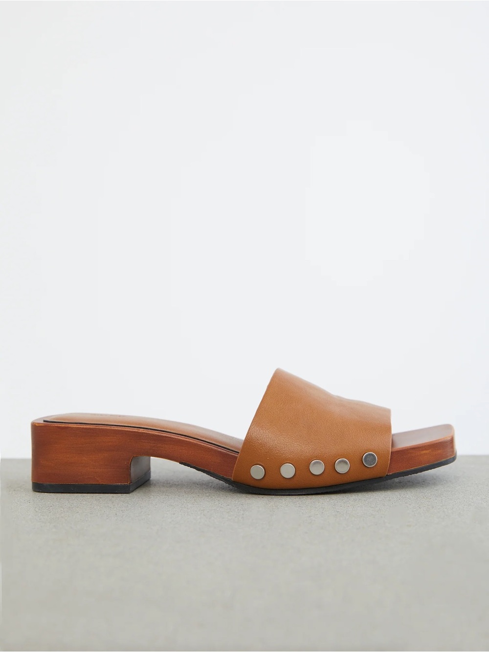OAK + FORT (6) Square Toe Clog Wooden Mules Low Heel Metal Rivets Sandals Russet